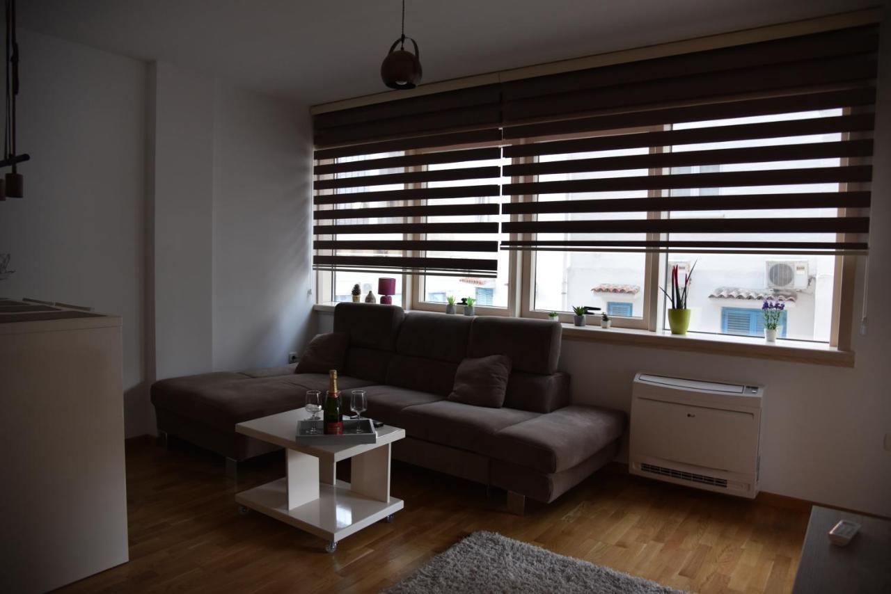 Apartment Lux Fontana Budva Zewnętrze zdjęcie