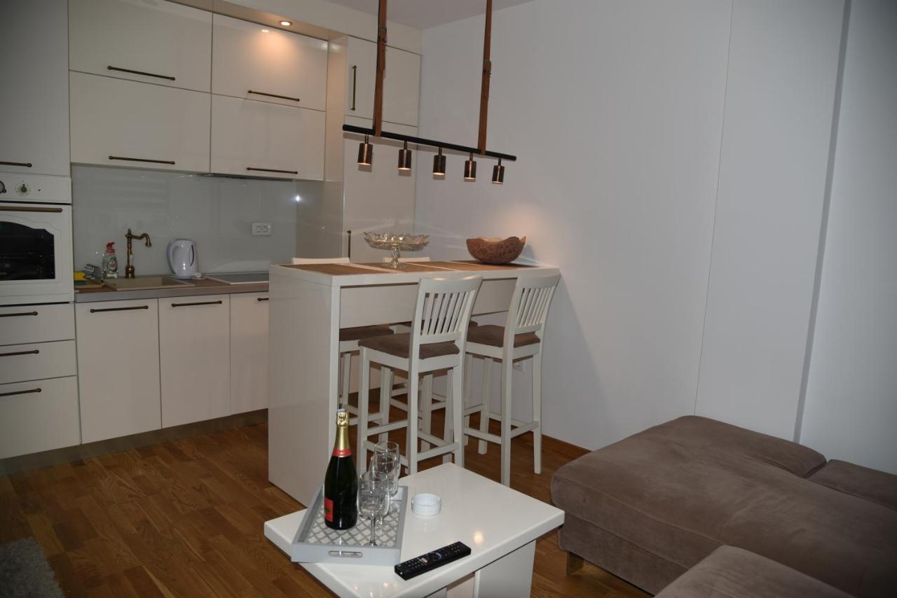 Apartment Lux Fontana Budva Zewnętrze zdjęcie
