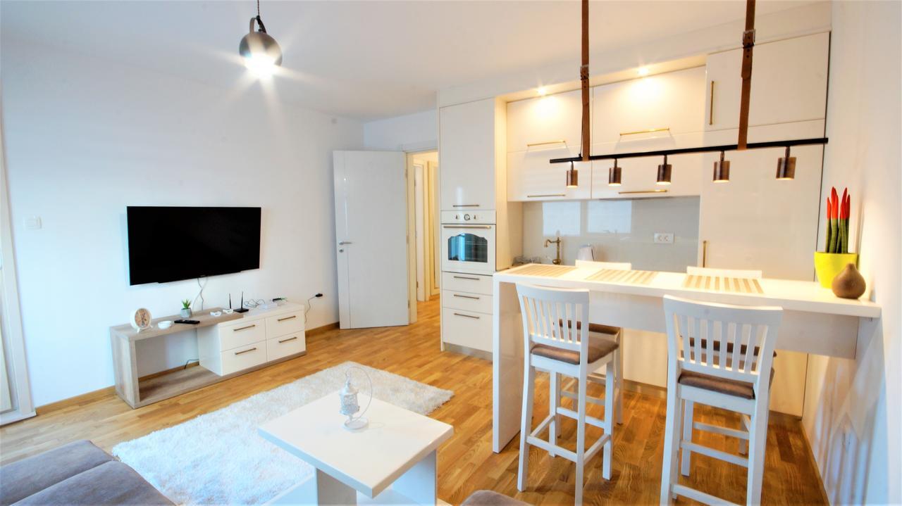 Apartment Lux Fontana Budva Zewnętrze zdjęcie